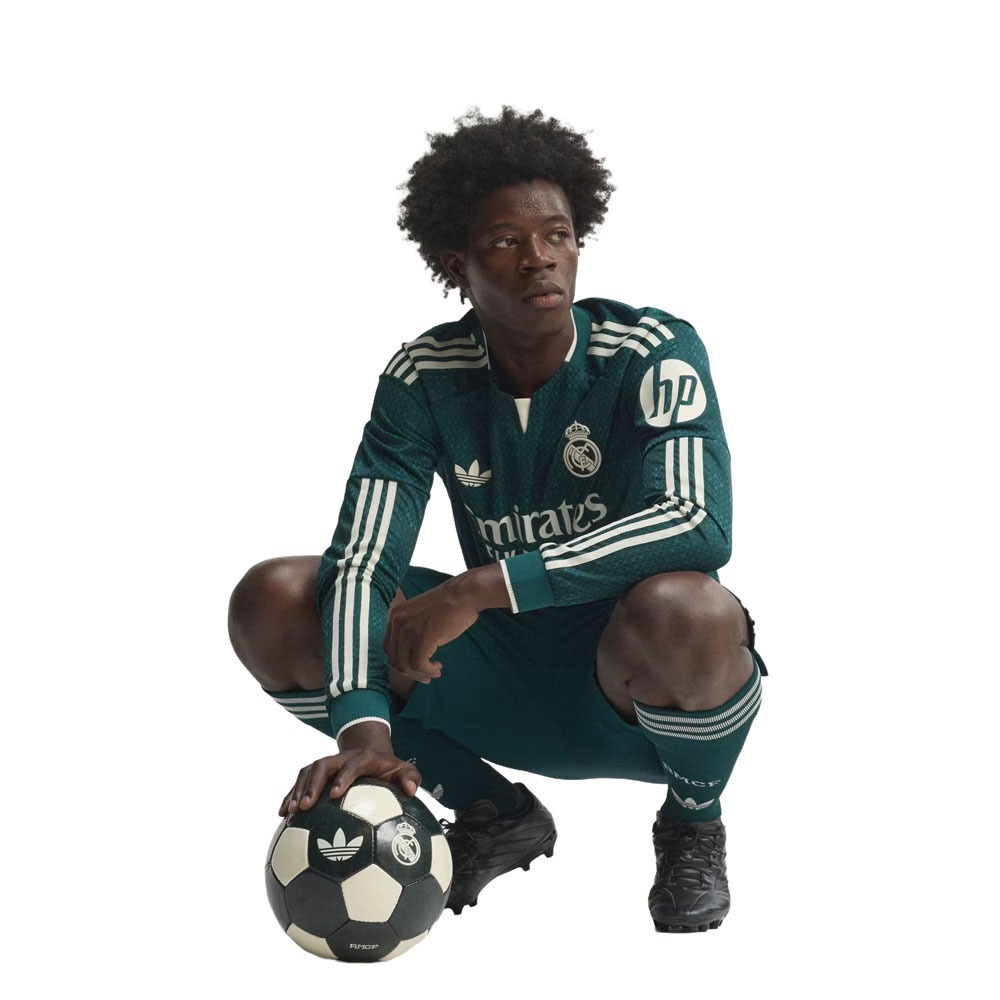 Long Sleeve Real Madrid 26/27 Away Shirt - view 8